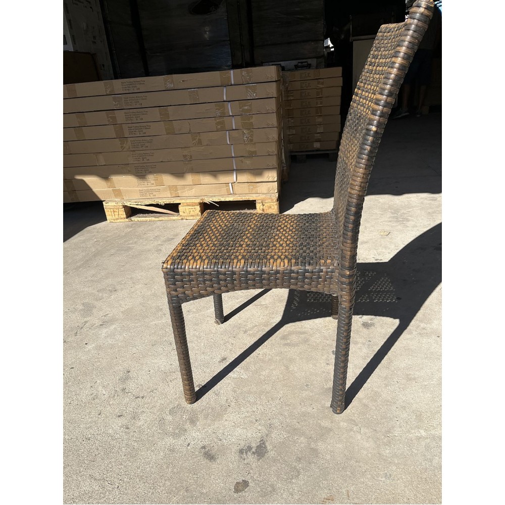 Műrattan beltéri szék