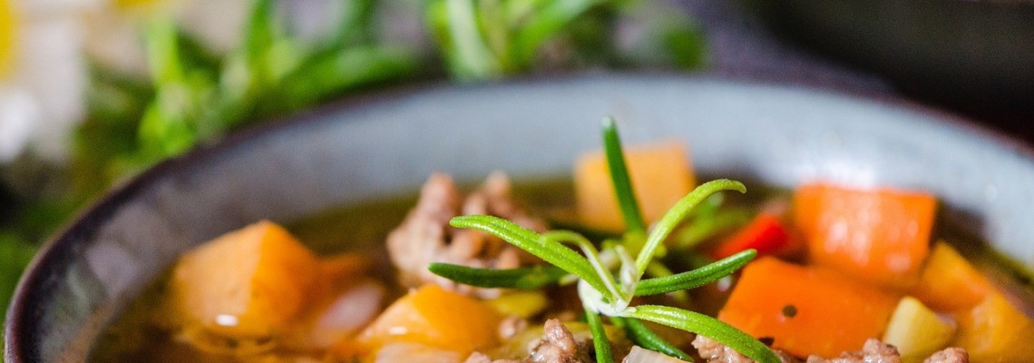 A legfontosabb tudnivalók a nagyüzemű konyhákon használt ételszállító badelláról