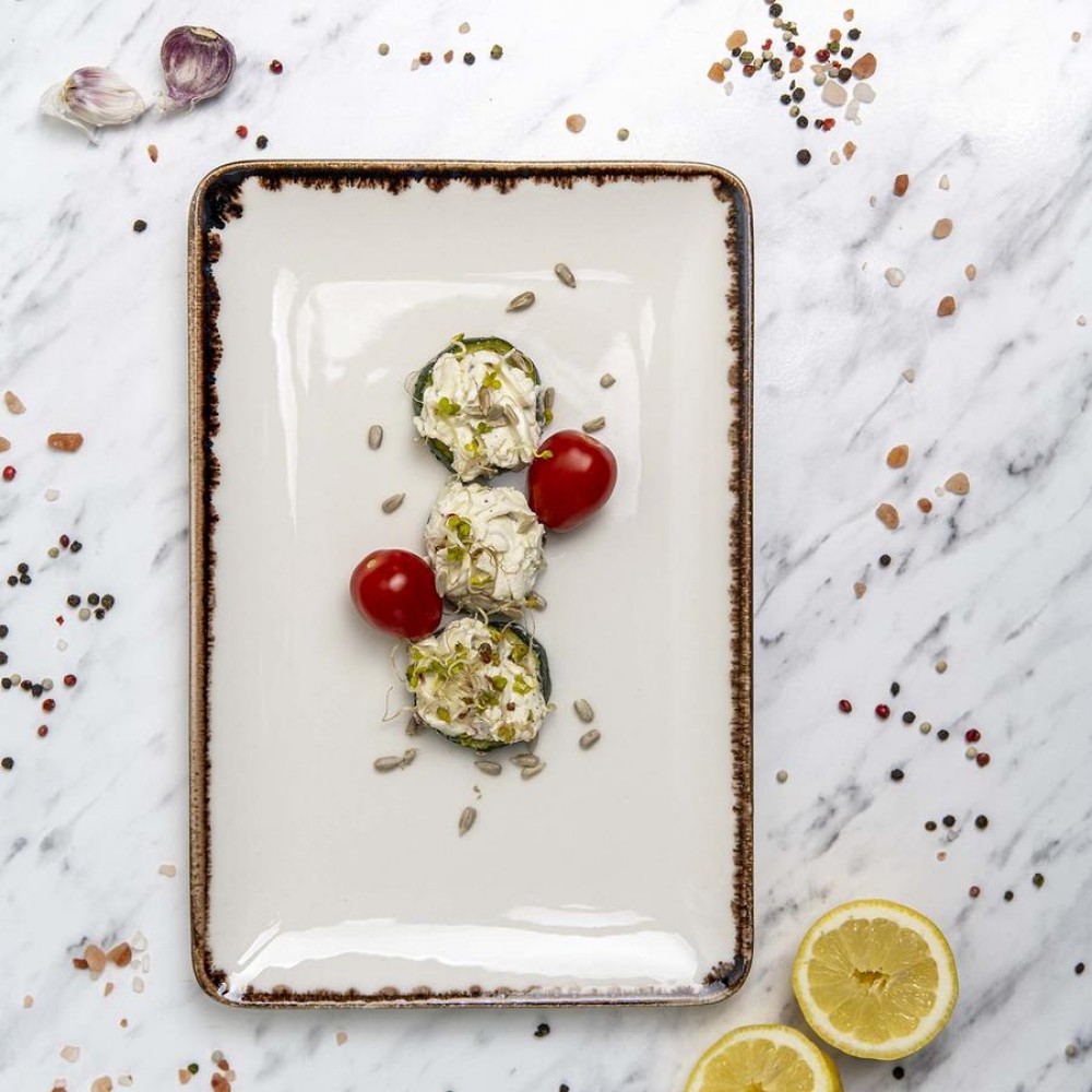 Vanilla szögletes tányér 30 x 20 cm