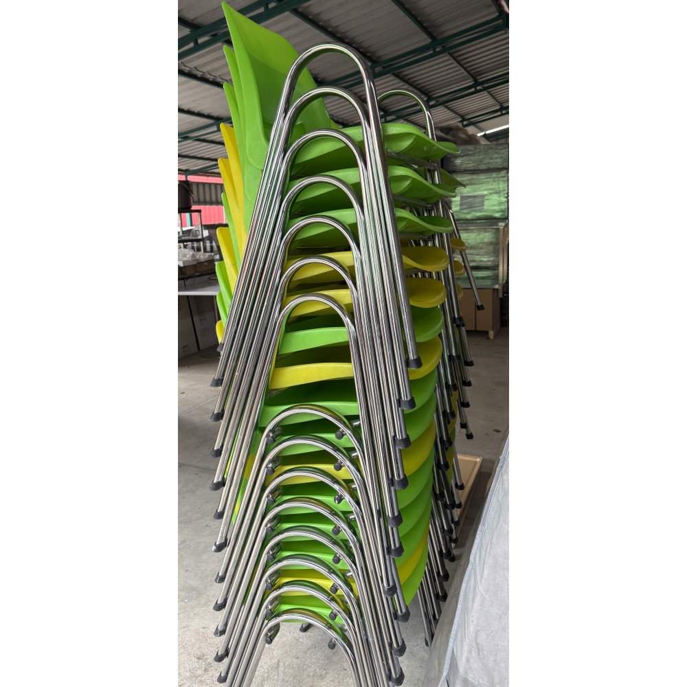 Dipiplast színes szék