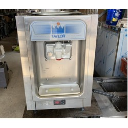 TAYLOR 1 KAROS LÁGYFAGYLALTGÉP