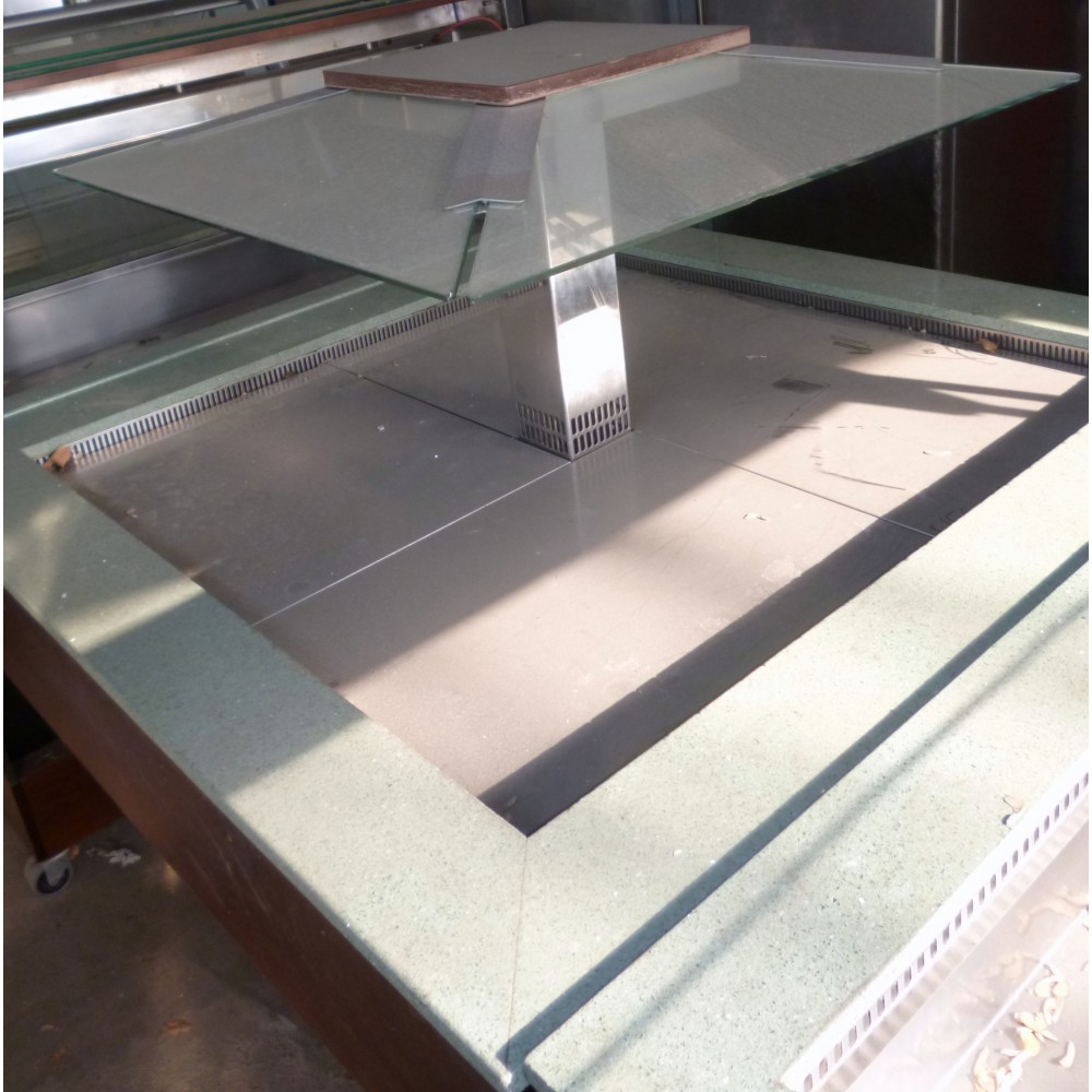 Önkiszolgáló saláta sziget