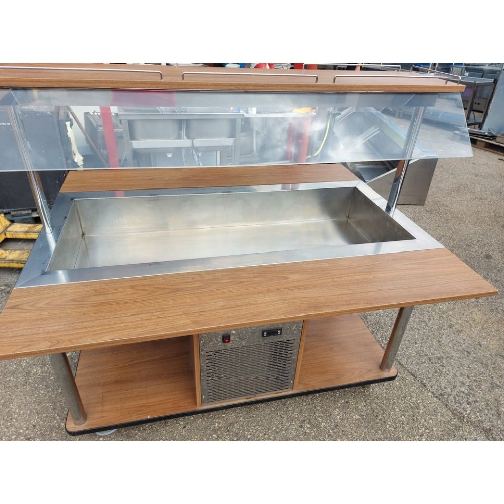 Saláta önkiszolgáló pult