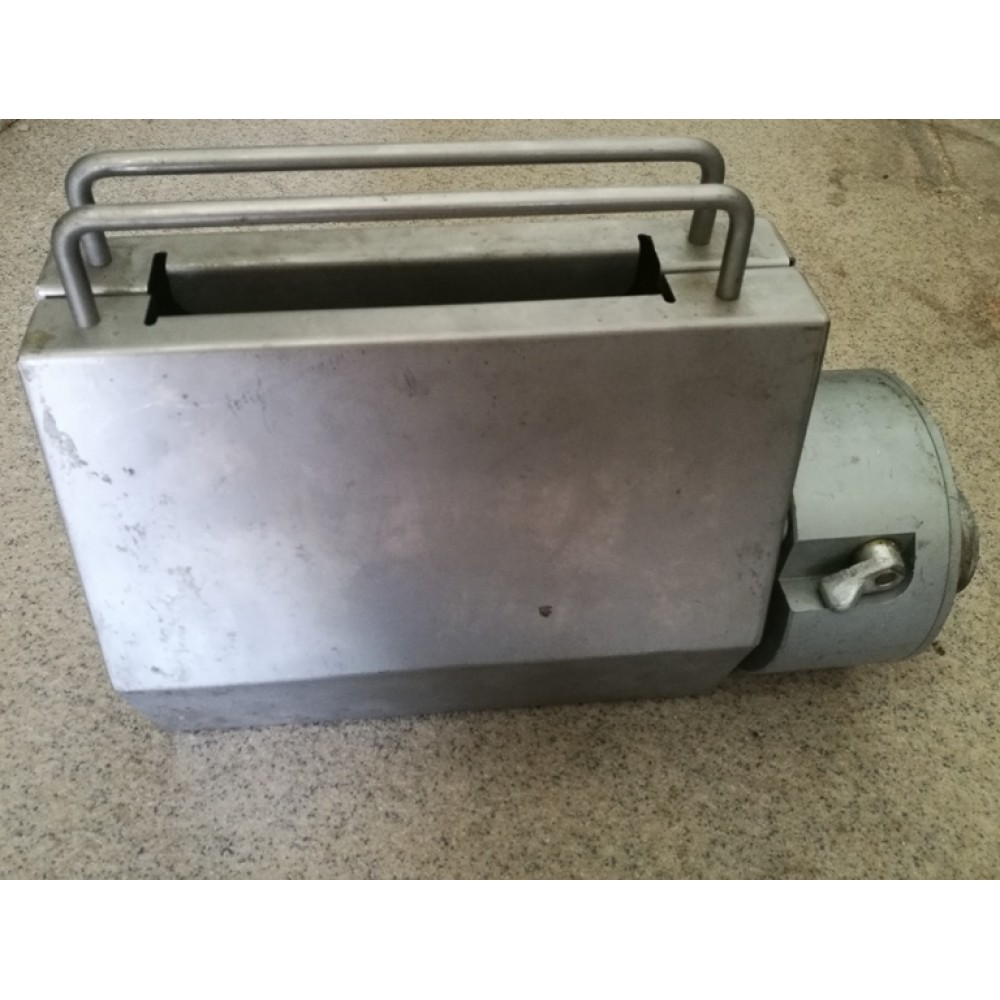 Rozsdamentes rostlazító segédgép