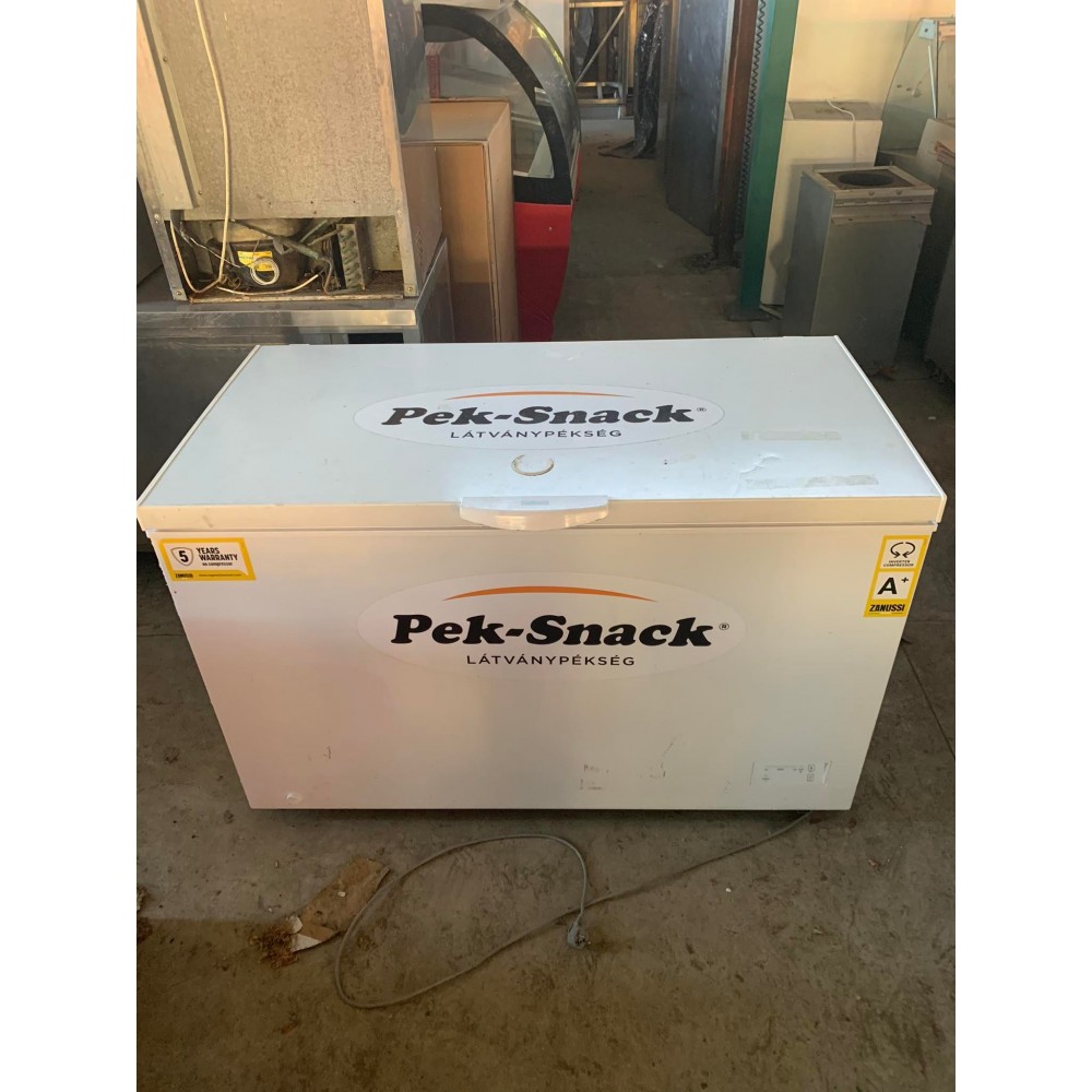 Zanussi fagyasztóláda 371 liter